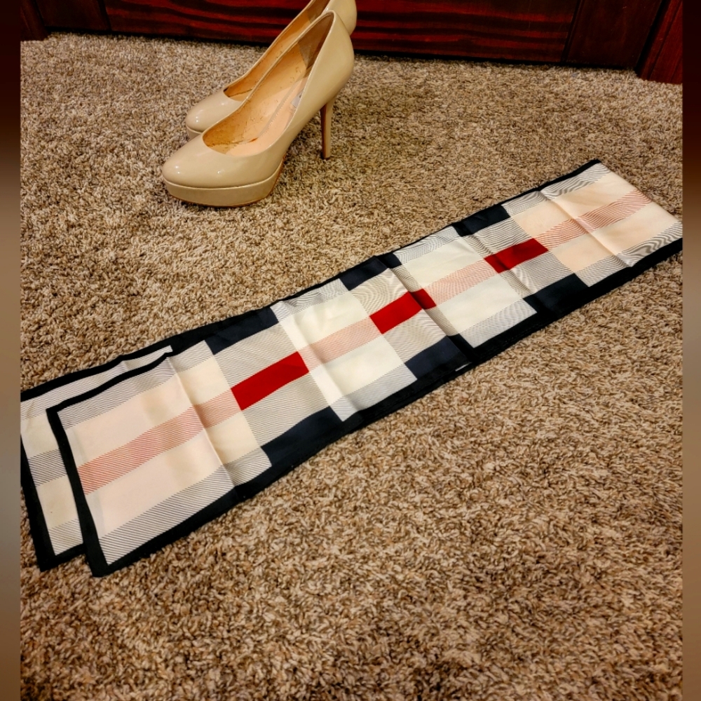 Plaid silk like scarf